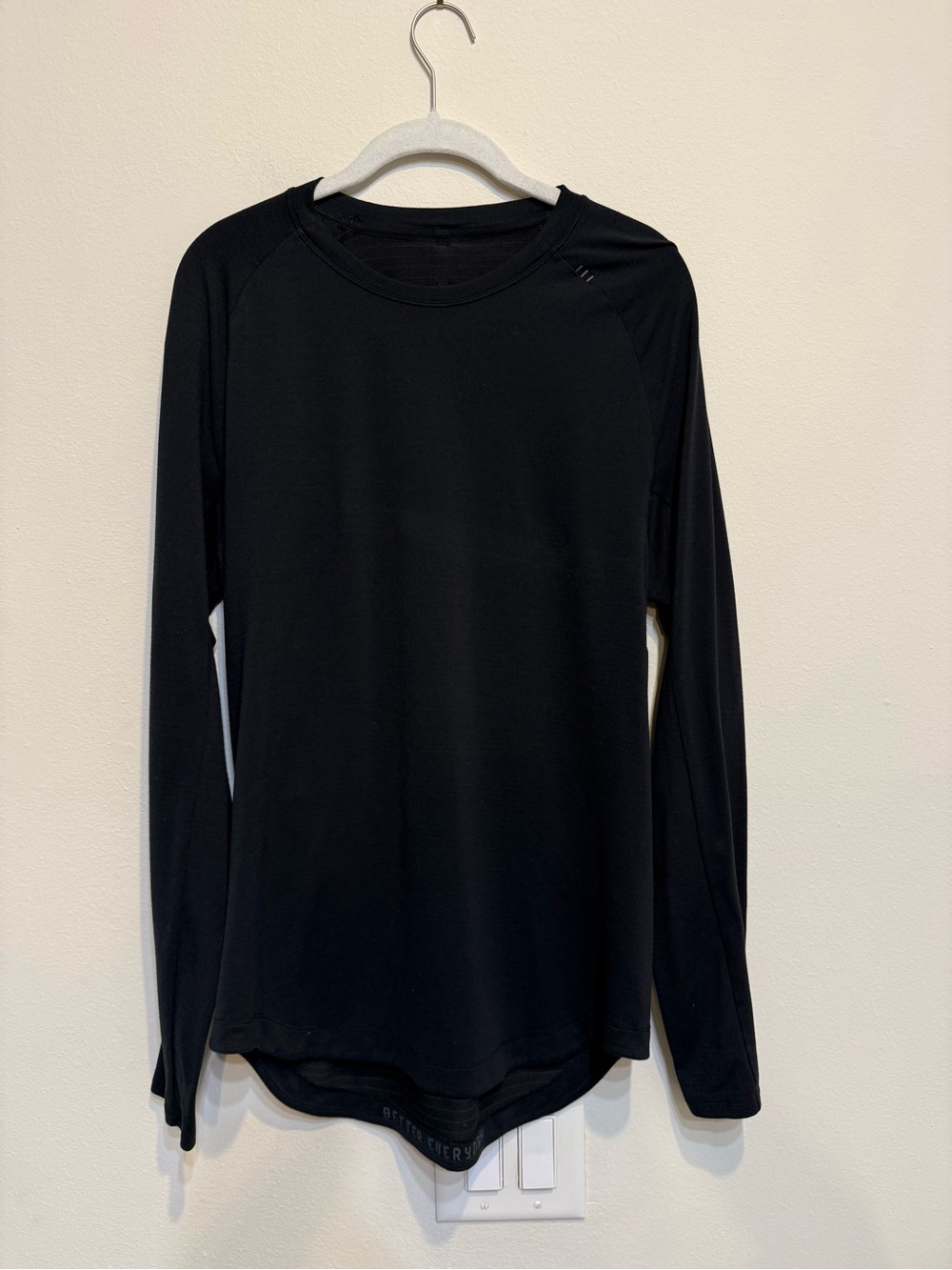 lululemon athletica Men's Long-Sleeve Black Crew Shirt